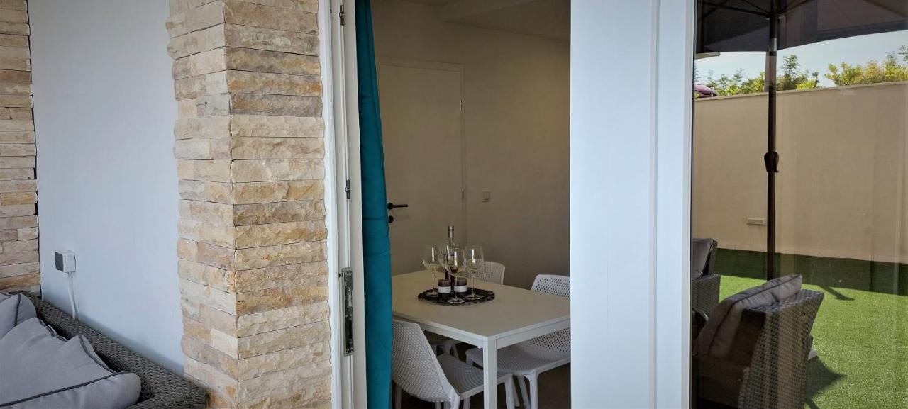 Vip Deluxe Apartment Arian Novalja Kültér fotó