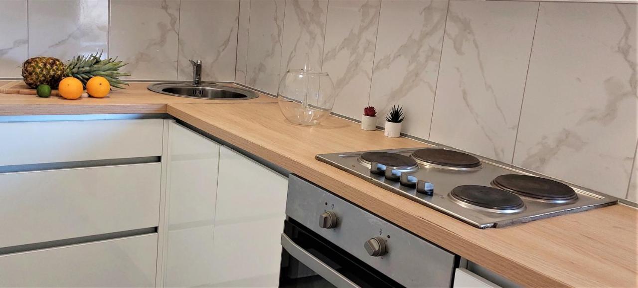 Vip Deluxe Apartment Arian Novalja Kültér fotó