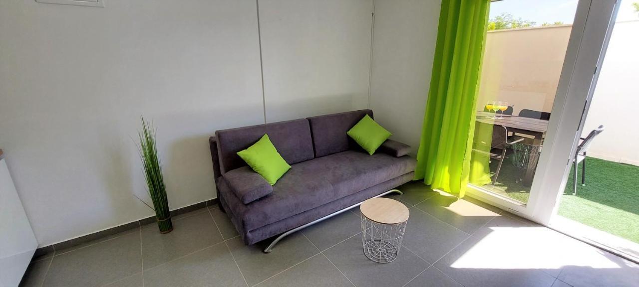Vip Deluxe Apartment Arian Novalja Kültér fotó