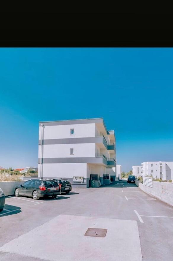 Vip Deluxe Apartment Arian Novalja Kültér fotó