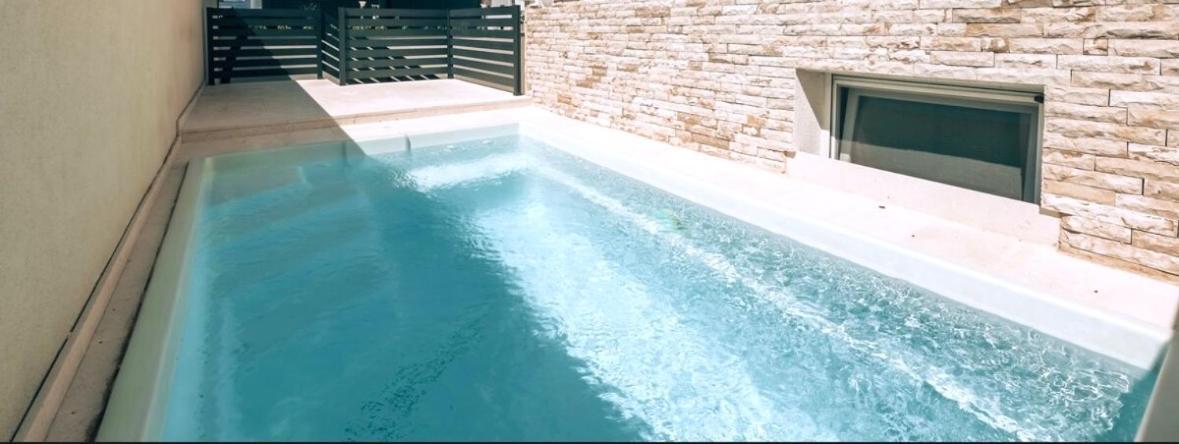 Vip Deluxe Apartment Arian Novalja Kültér fotó
